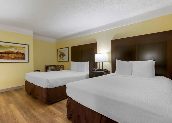 Hotel Western Phoenix 3*